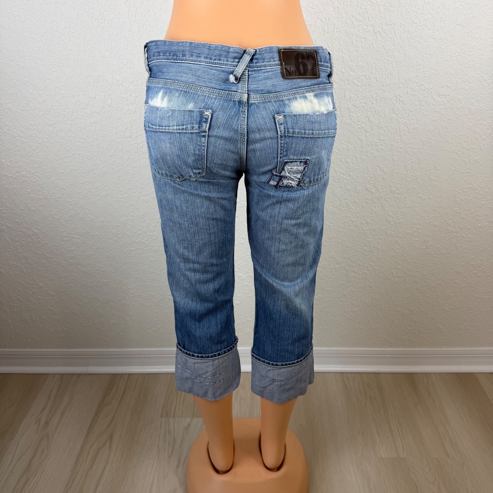Cropped Distressed Mid-Blue Women's Jeans